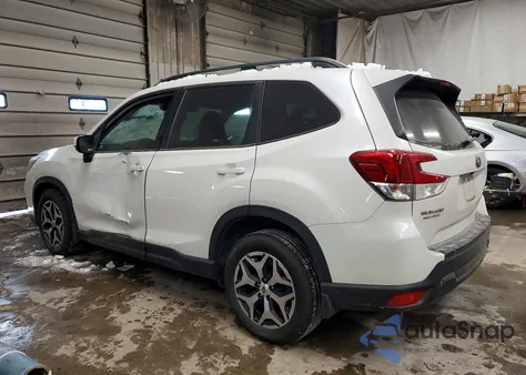 2021 Subaru Forester Premium z USA, uszkodzony, nr VIN JF2SKAFC6MH490124